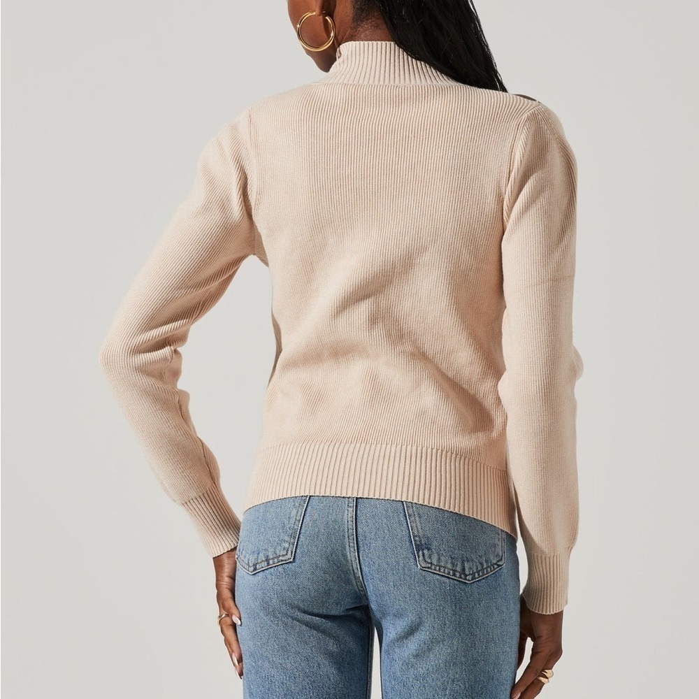 ASTR The Label Hilary Cutout Sweater Medium Sand Ribbed Long Sleeve Top - Picture 2 of 9
